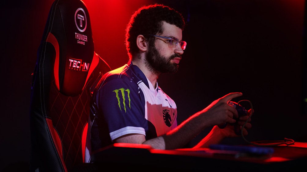 Dabuz, durante una partida en el Thunder Smash