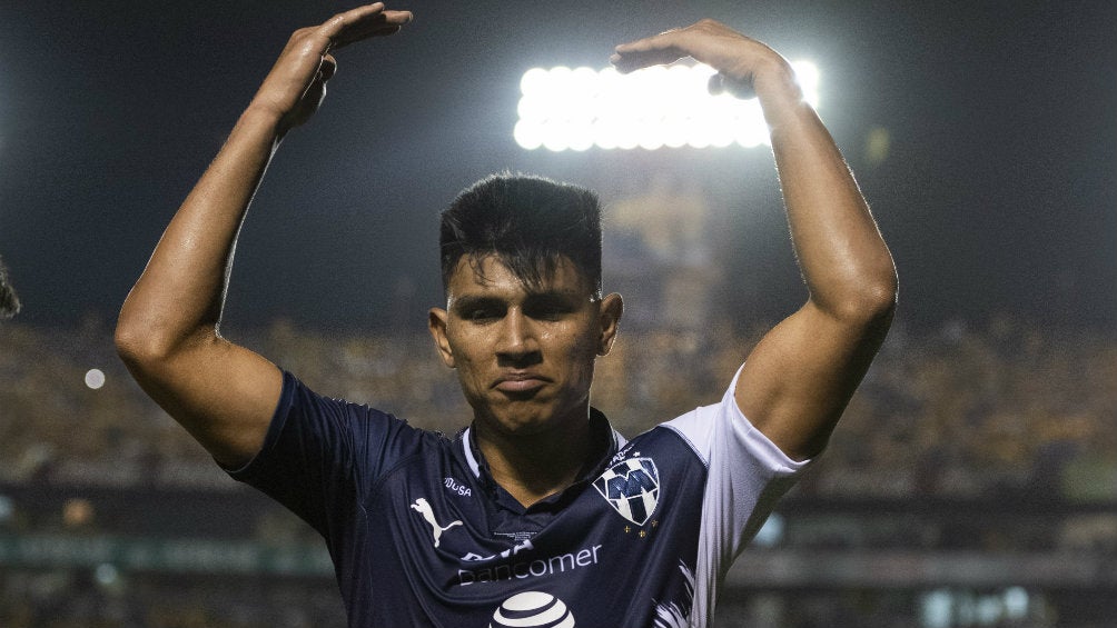 Jesús Gallardo durante un juego de Rayados