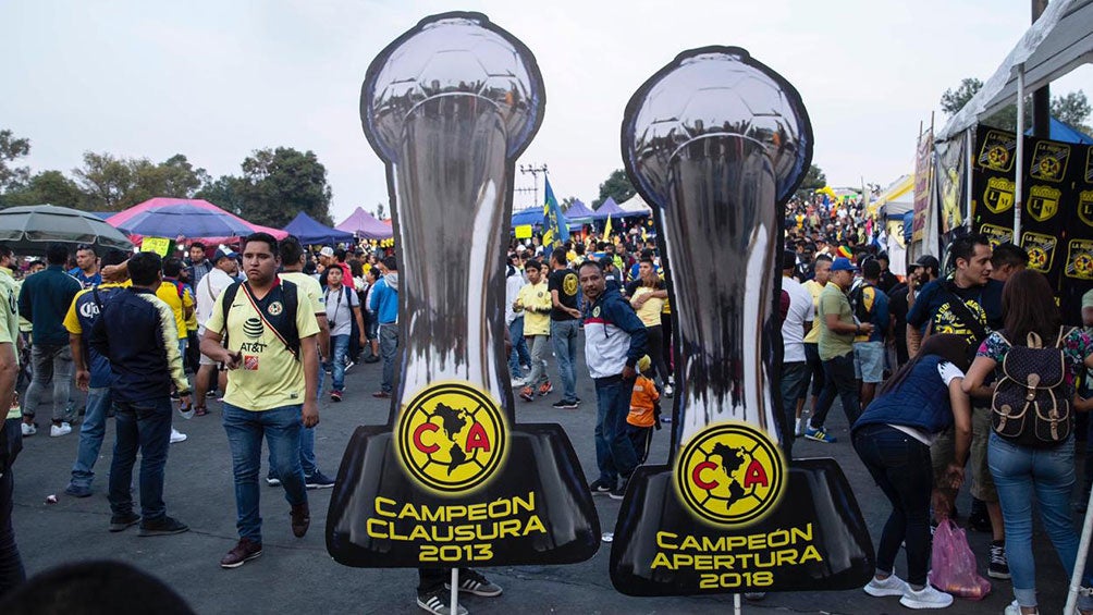 Aficionados del América recuerdan finales ganadas a Cruz Azul 