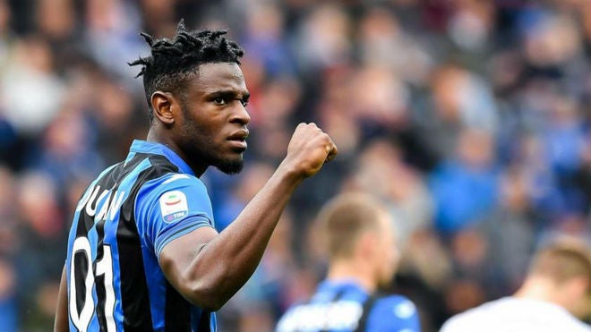 Duván Zapata celebra anotación con el Atalanta