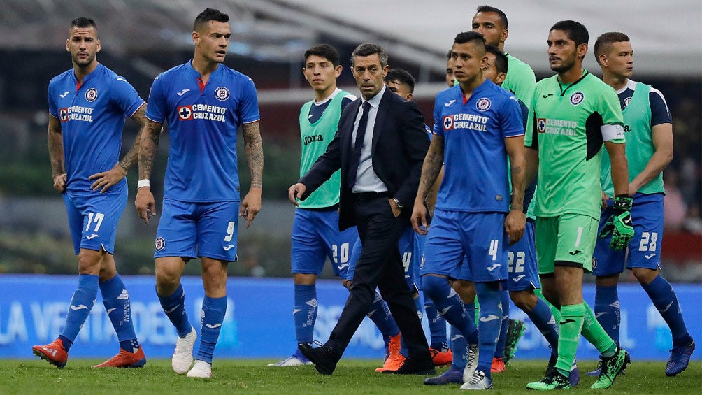 Cruz Azul abandona el Azteca tras quedar eliminados de Liguilla