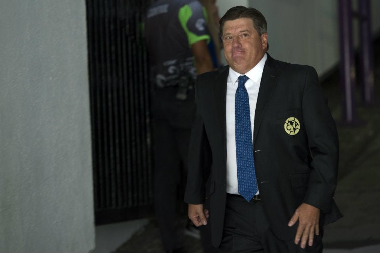 Piojo arriba al Estadio Azteca para el la Vuelta vs Cruz Azul