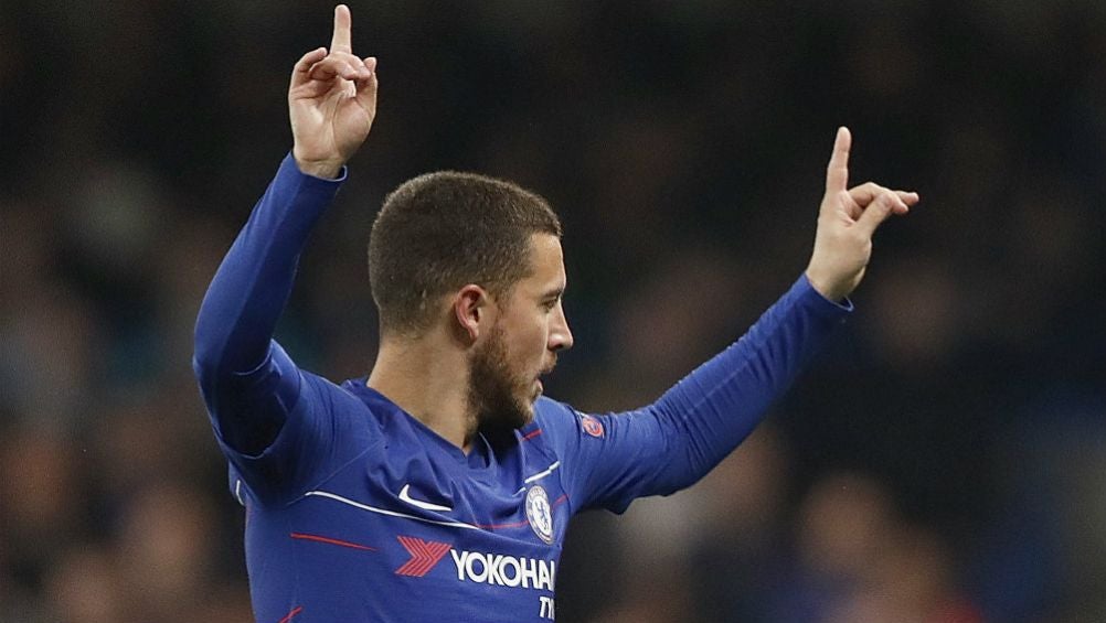 Hazard celebra gol con el Chelsea