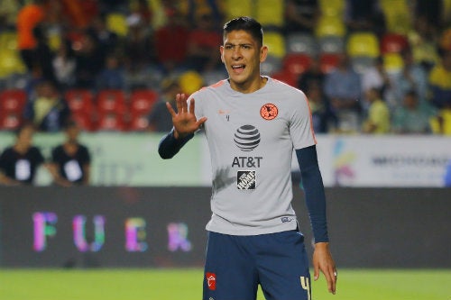 Álvarez durante un partido contra Morelia