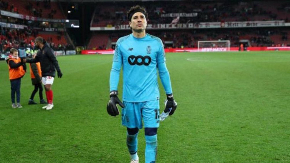 Memo Ochoa tras una juego con el Standard 