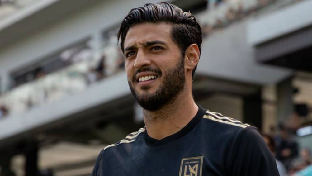 Carlos Vela previo a un partido de LAFC