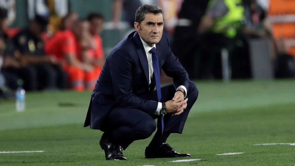 Ernesto Valverde observa el duelo ante Valencia