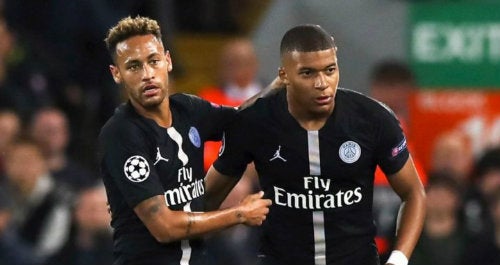 Neymar y Mbappé en un partido del cuadro parisino