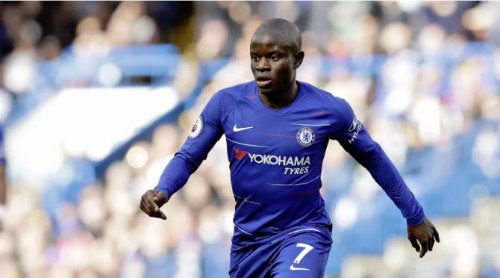 Kanté durante un partido con el Chelsea 