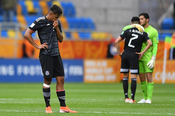 Jugadores Sub 20 se lamentan tras derrota contra Japón