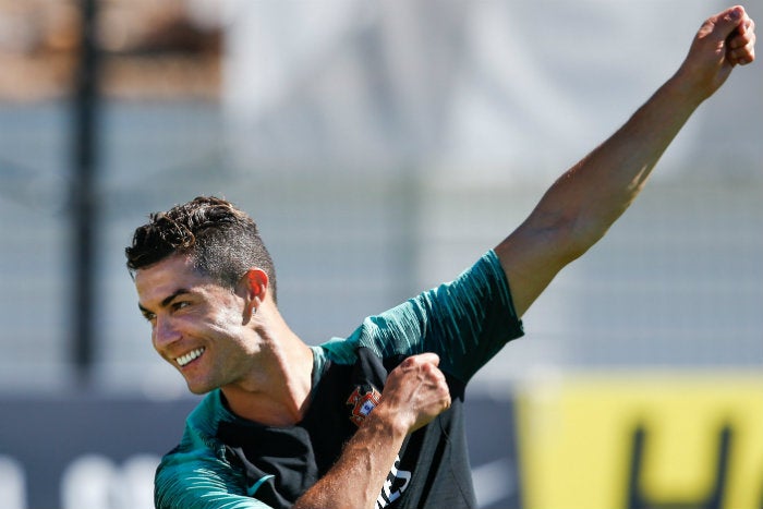 CR7 en entrenamiento con Portugal 