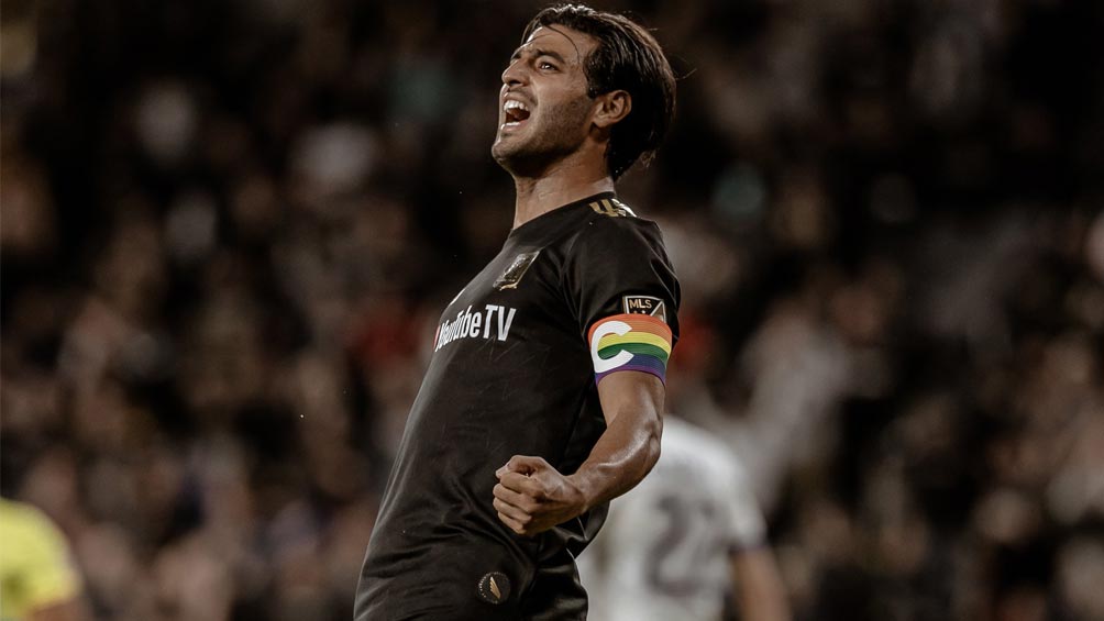 Carlos Vela festeja gol con LAFC