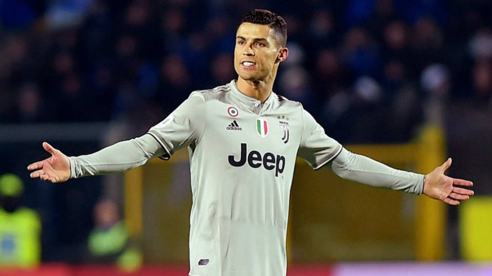 Cristiano reclama durante partido de Juventus 