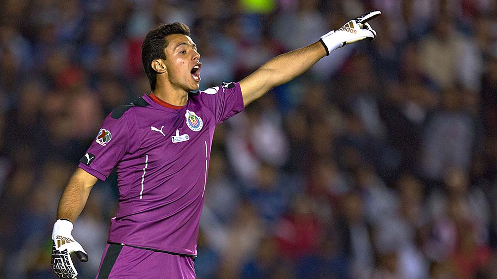 Toño Rodríguez durante un partido de Chivas