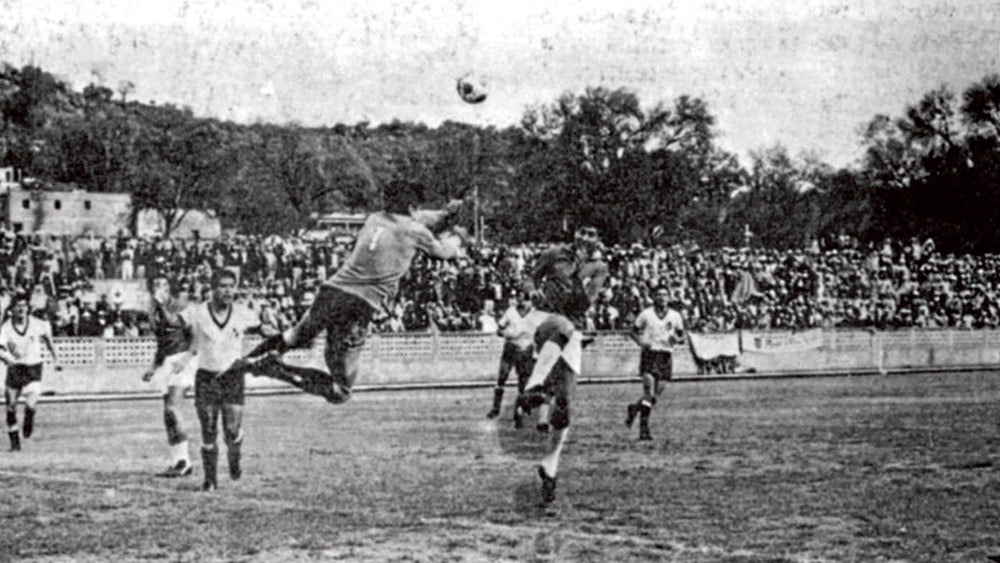 Imagen del Cruz Azul en su primera temporada en el Máximo Circuito