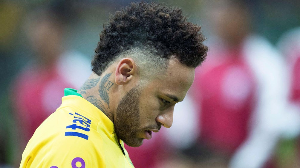 Neymar, durante juego de Brasil contra Qatar