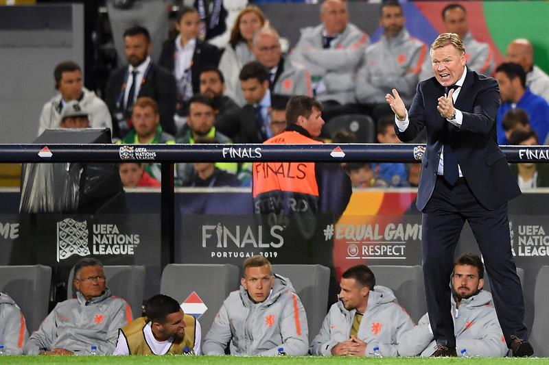 Koeman guía a la Naranja Mecánica en choque contra Inglaterra