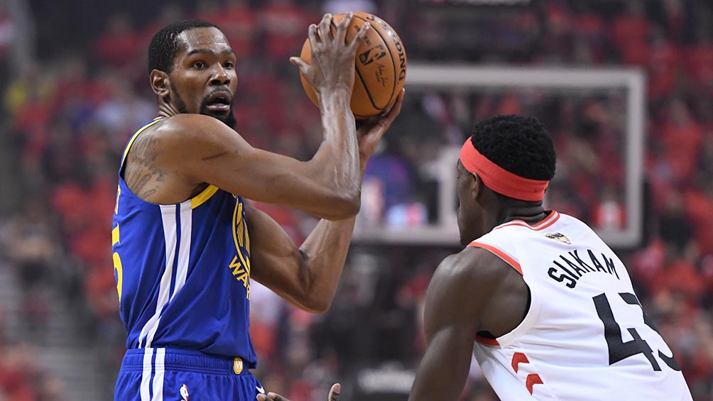 Kevin Durant en el partido contra los Raptors