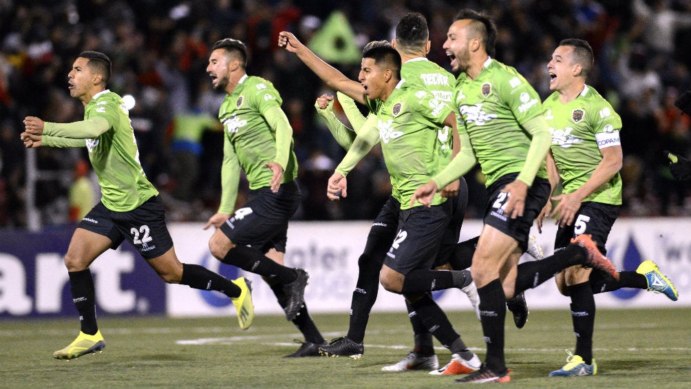 Bravos de Juárez celebra un triunfo ante Veracruz 