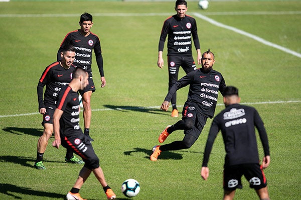 Jugadores de Chile, en entrenamiento