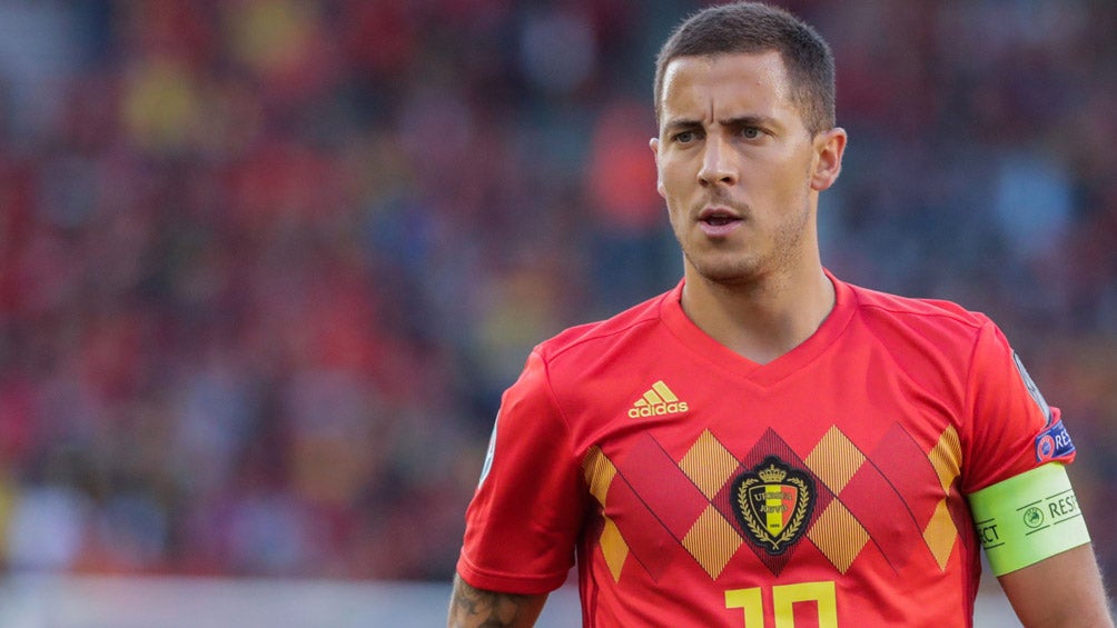 Hazard, durante un duelo con Bélgica 