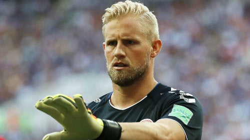 Kasper Schmeichel durante un partido con Dinamarca