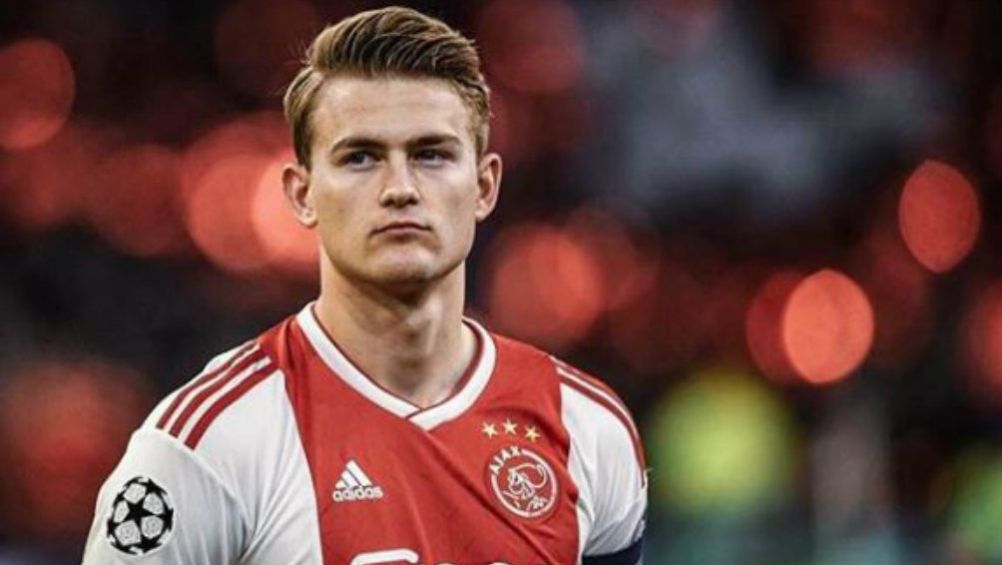 De Ligt, previo a un partido del Ajax