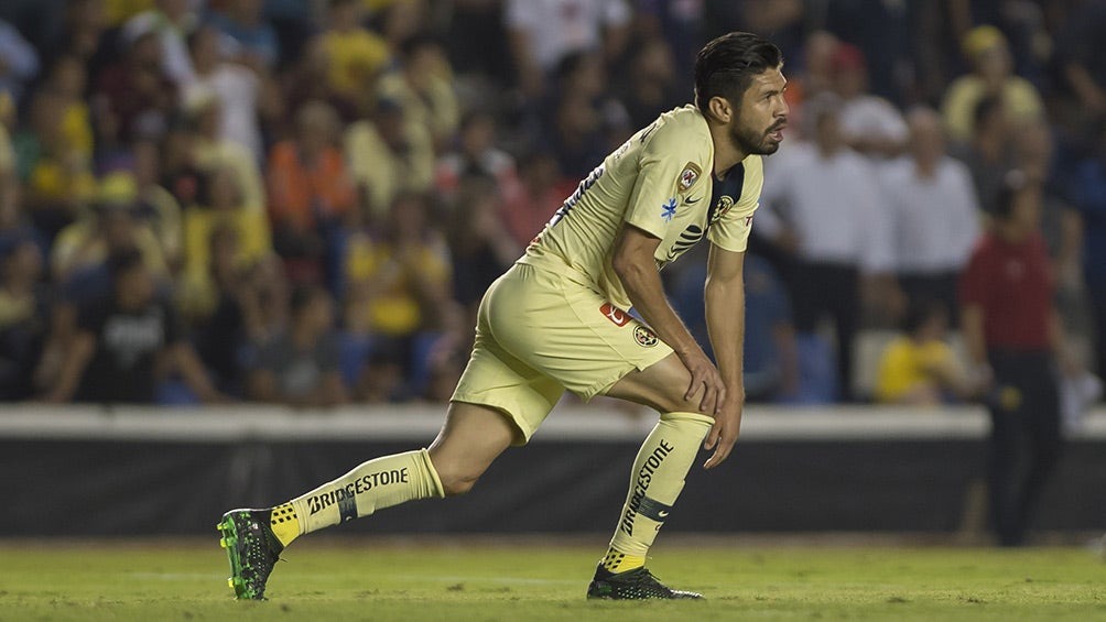 Peralta, durante un partido del América