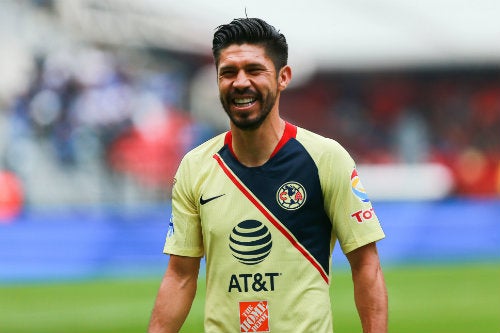 Peralta en un partido con América 