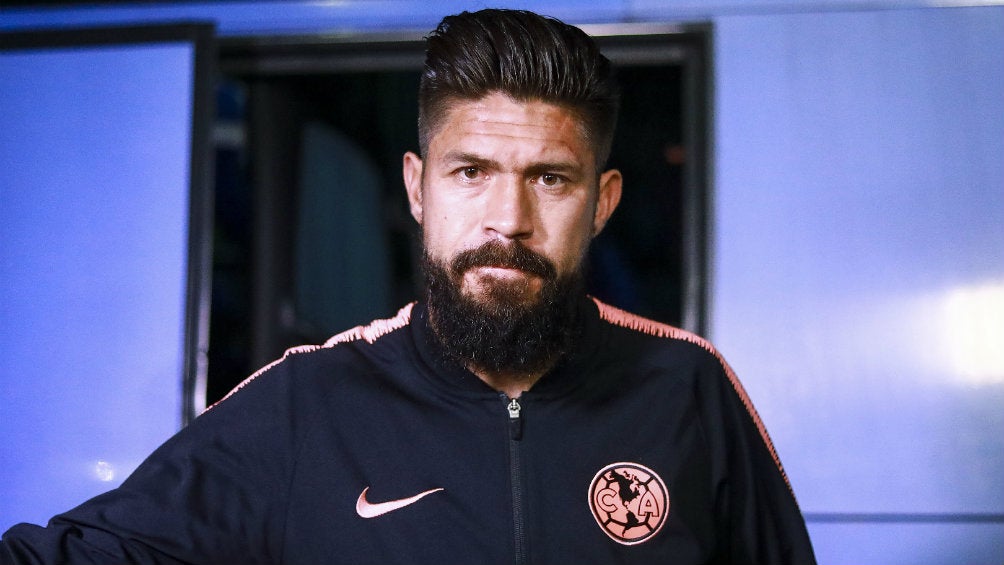 Oribe Peralta previo a un partido ante Pumas