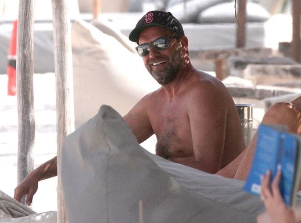 Klopp disfruta de un día en la playa