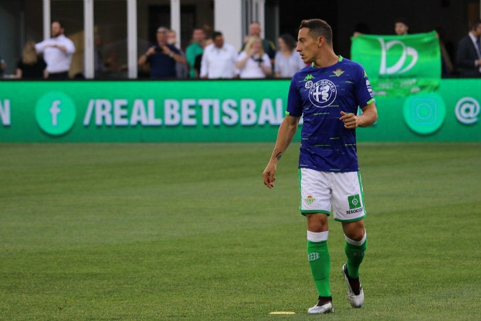 Guardado, en un entrenamiento del Betis