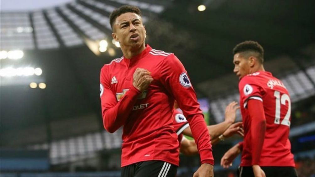 Jesse Lingard festeja un gol con le Manchester United