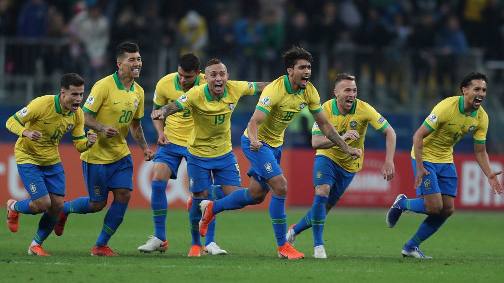 Brasil festeja pase a Semifinales de Copa América