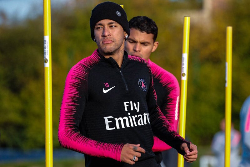 El '10' brasileño, en un entrenamiento con el PSG