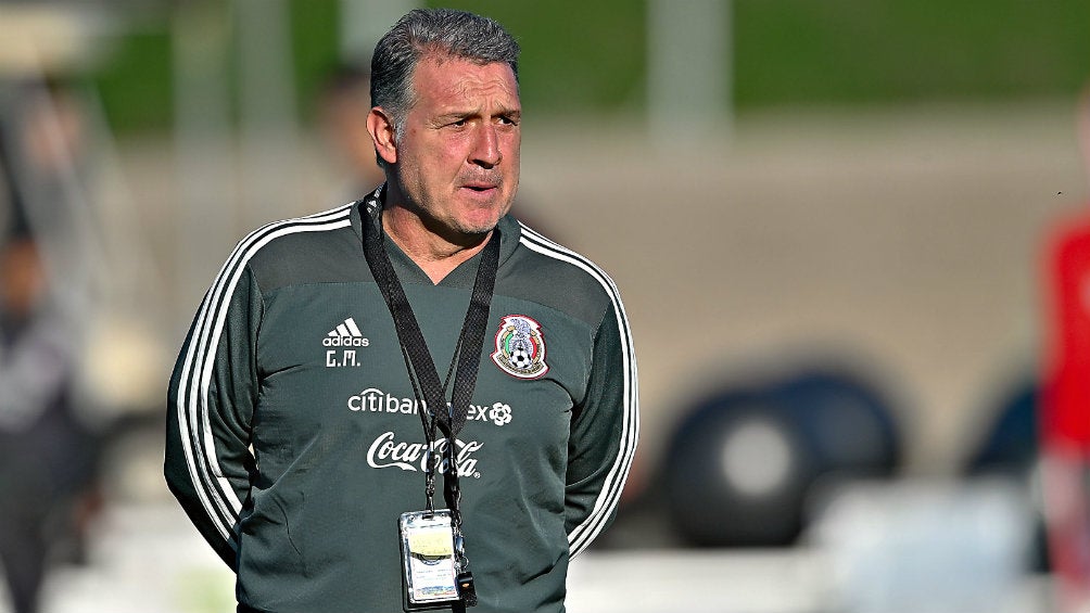 Gerardo Martino en entrenamiento con el Tri 