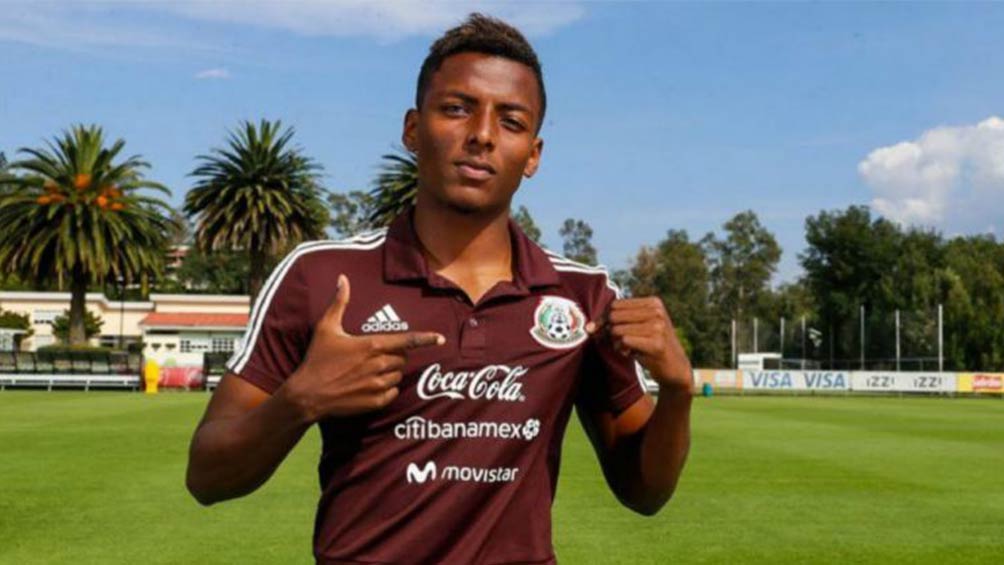 Joao Maleck en un entrenamiento de la Selección Mexicana