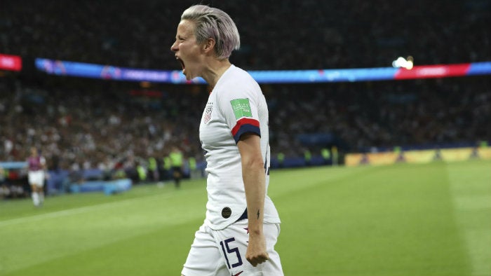 Megan Rapinoe celebrando un gol con EU 