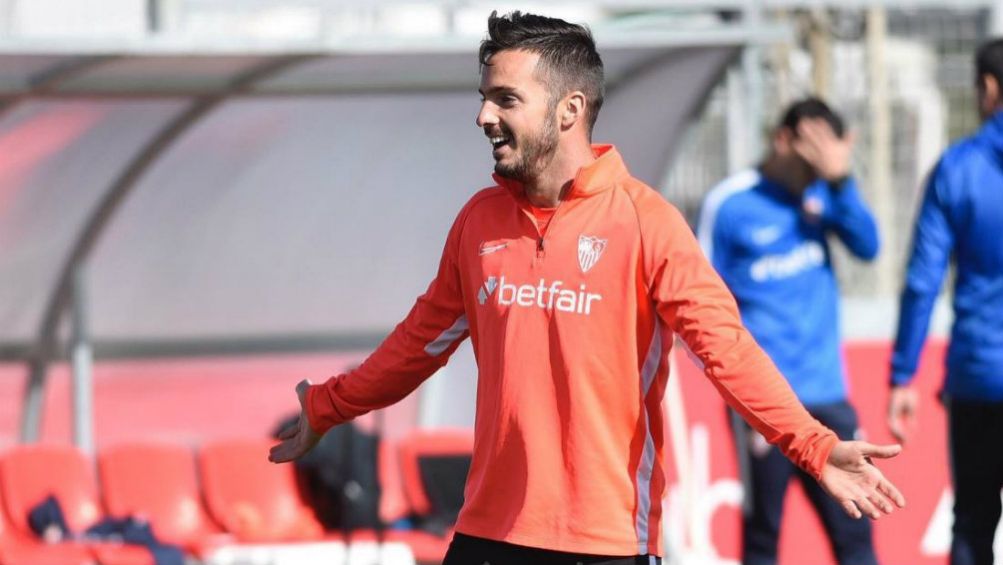 Pablo Sarabia, en un entrenamiento con el Sevilla