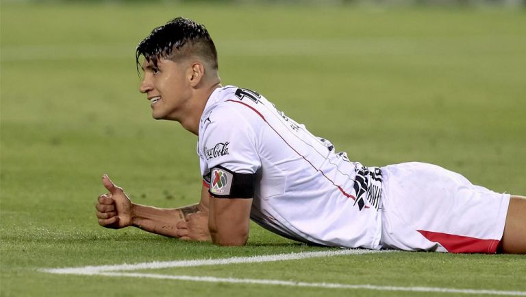 Alan Pulido lamenta derrota ante River Plate