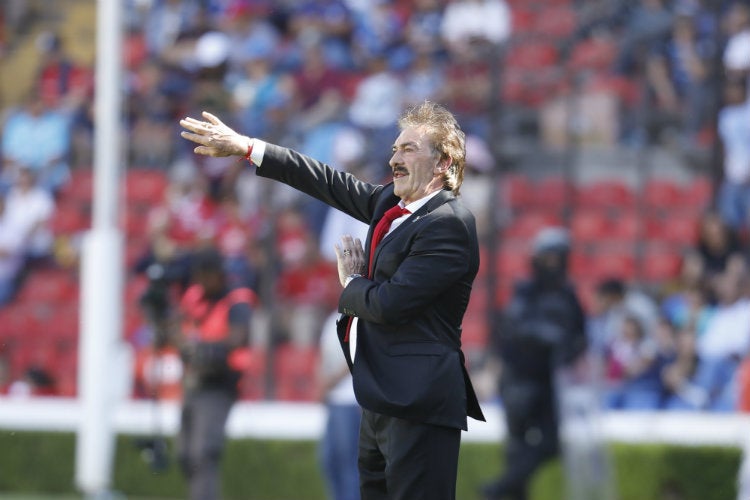 La Volpe, durante un juego con los Dibalos Rojos en Liga MX