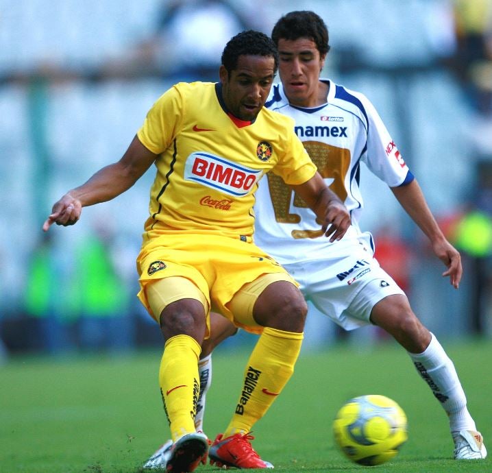 Beausejour protege la redonda en duelo contra Pumas