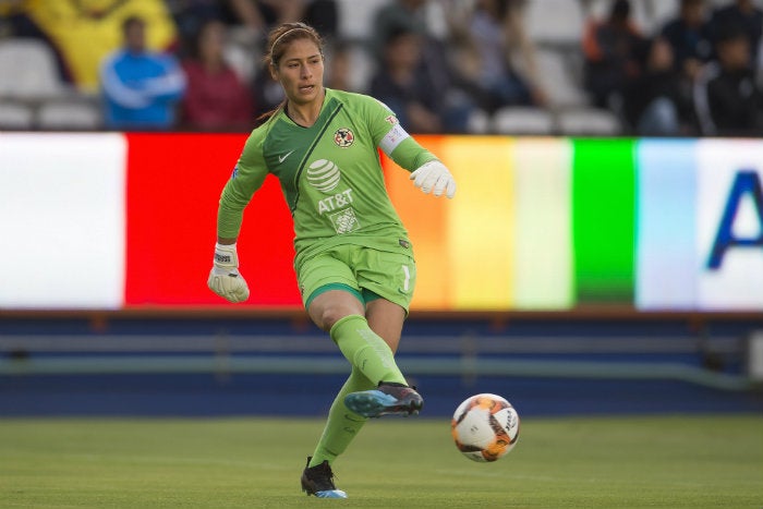 Cecilia Santiago, en un partido del América