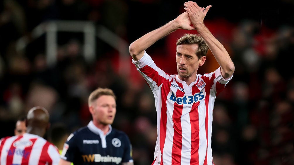 Peter Crouch, se despide de la afición del Stoke City 