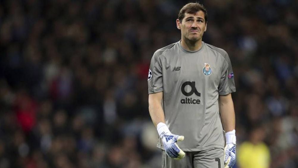 Iker Casillas, durante un duelo con el Porto 