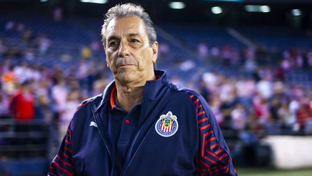 Tomás Boy durante un partido con Chivas 