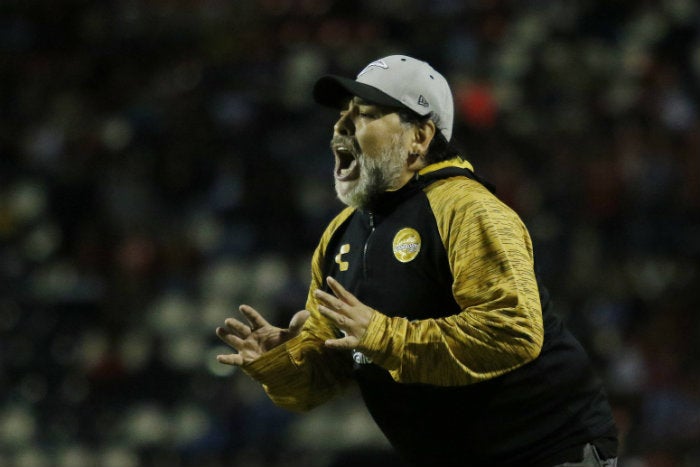 Maradona, en su etapa como DT de Dorados