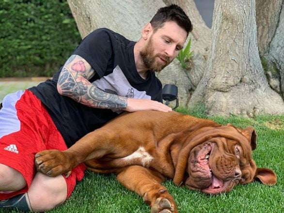 Messi y su perro 'Hulk'