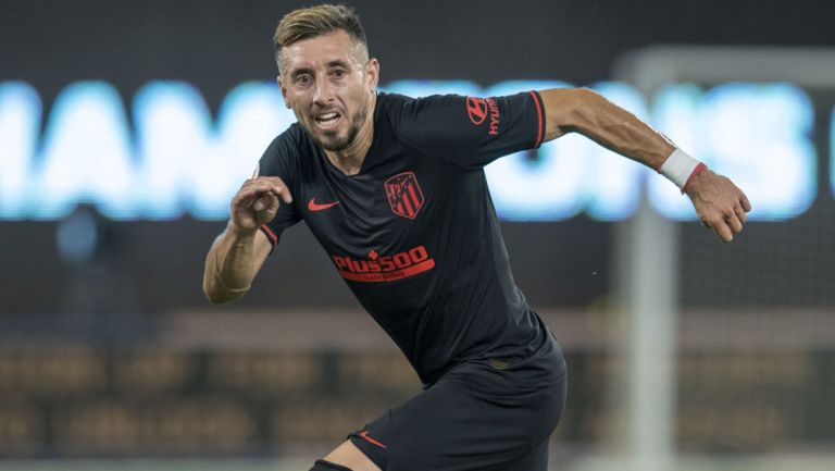 Héctor Herrera, durante el duelo contra las Chivas