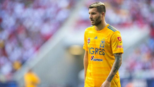 André Pierre Gignac en un partido con Tigres